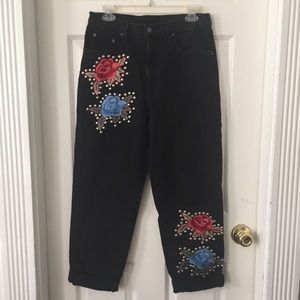 LF Cropped Boyfriend Jeans